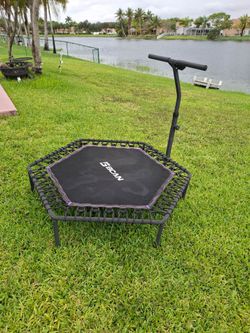 Mini trampoline rebounder