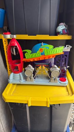 Imaginext Disney Pixar Toy Story Pizza Planet Playset