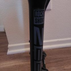 rockshox zeb  27.5 180mm travel