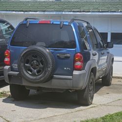 2004 JEEP LIBERTY SPORT