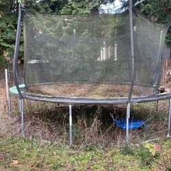 Trampoline 