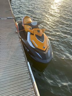 2018 sea -doo Gti se 130 with trailer