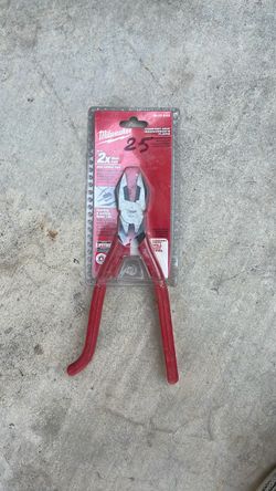 Comfort grip IronWorker’s pliers