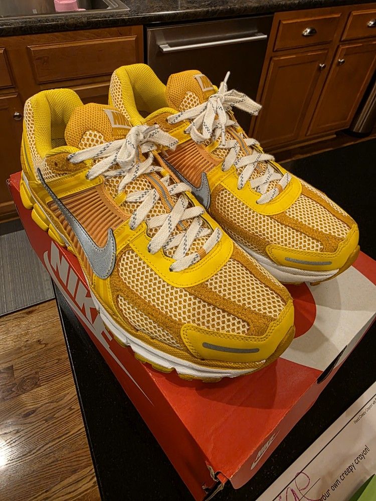 Nike Zoom Vomero 11.5 Ochre Yellow 11.5