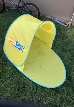 Sun smart baby / small child or dog shade beach or park shade