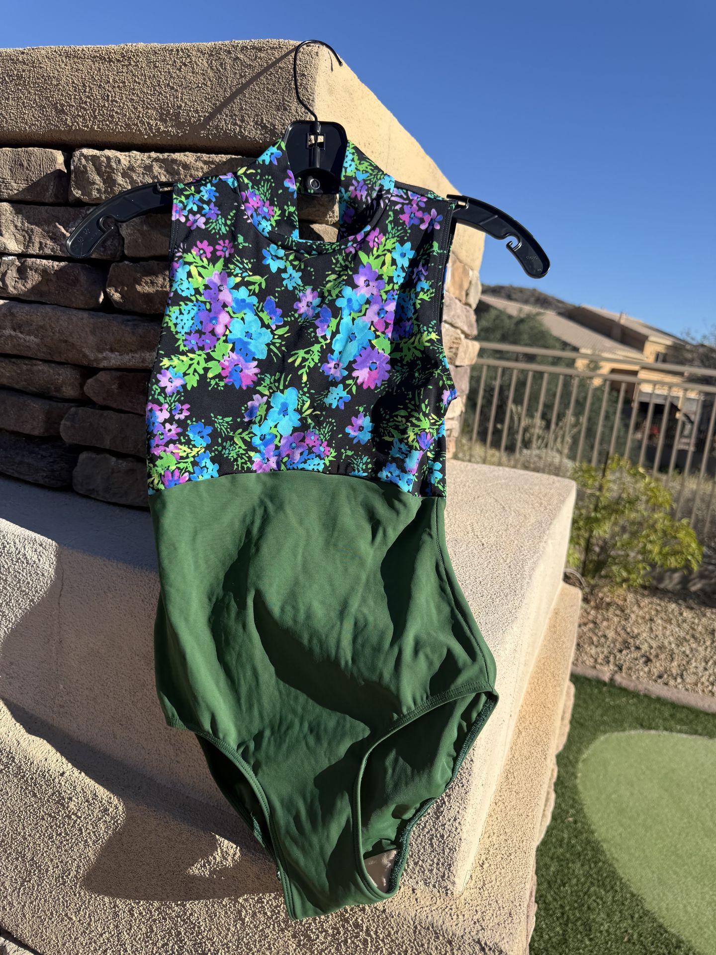 Ballet mock neck floral green leotard women size small by Eleve Dancewear