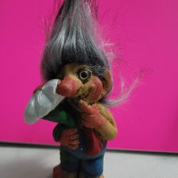 Love Troll