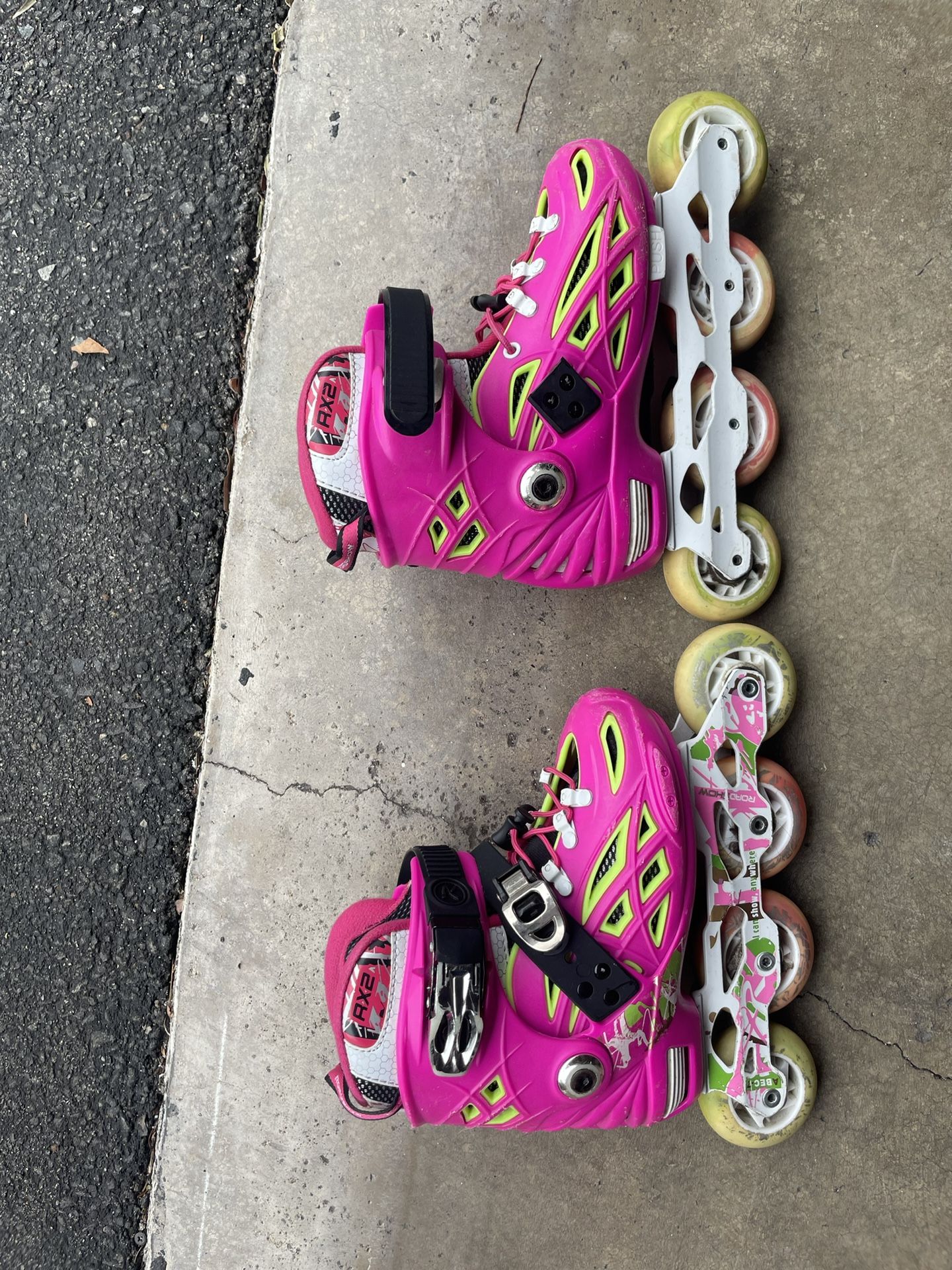 Good Condition adjustable children’s inline skates