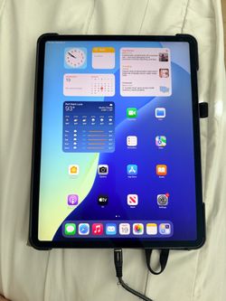 iPad Pro (12.9 inch, 4th generation) with Apple Pencil