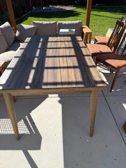 Dinner table and four chairs