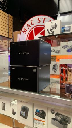 FujiFilm x100vi silver