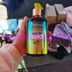 Mielle Avocado & Tamanu Anti-Frizz Conditioner