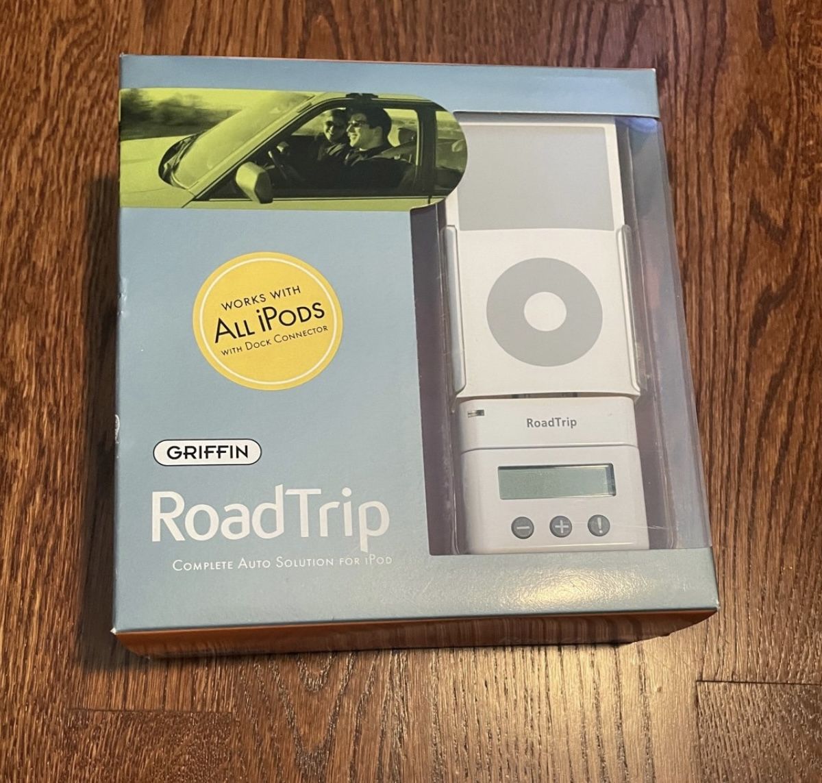 Griffin RoadTrip FM Transmitter and Car Charger for iPod (White)