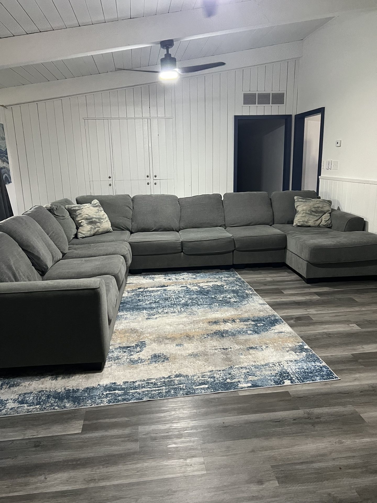 Oversized Sectional Sofa