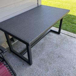 Wicker Outdoor Dining Table