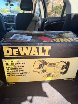 DeWalt DW756 6-Inch Bench Grinder