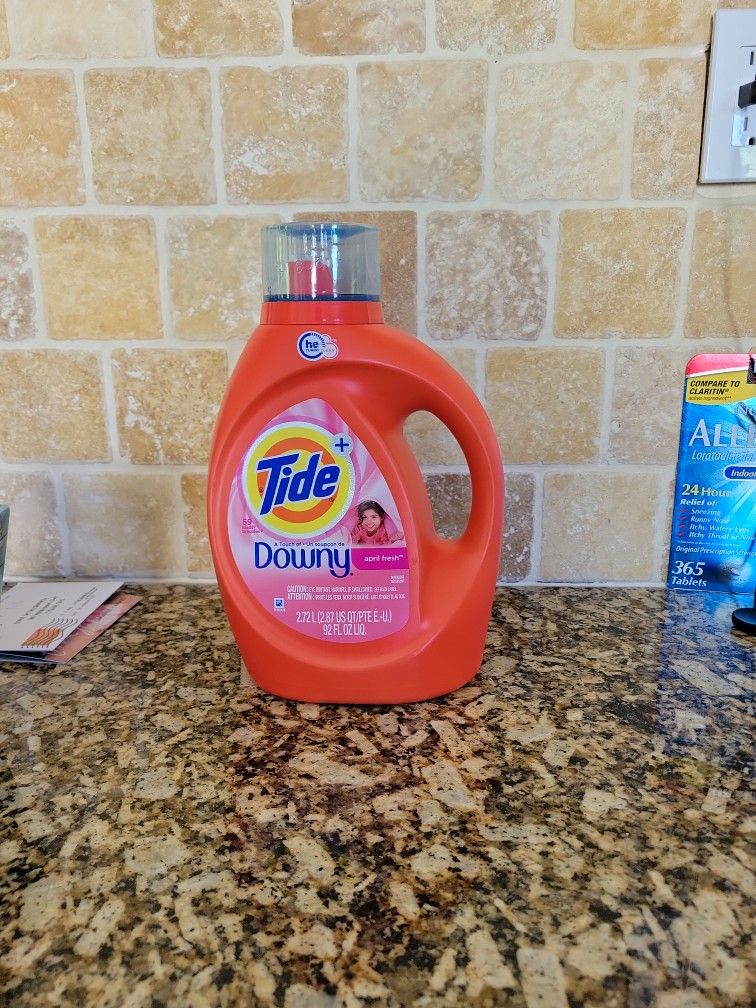 Tide Laundry Detergent w Downy 92oz, 64 Loads