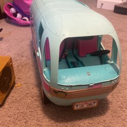 L.O.L Doll Camper