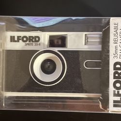 Ilford Sprite 35-II Reusable/Reloadable 35mm Analog Film Camera (Silver and Black