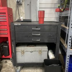 U.S GENERAL TOOL BOX