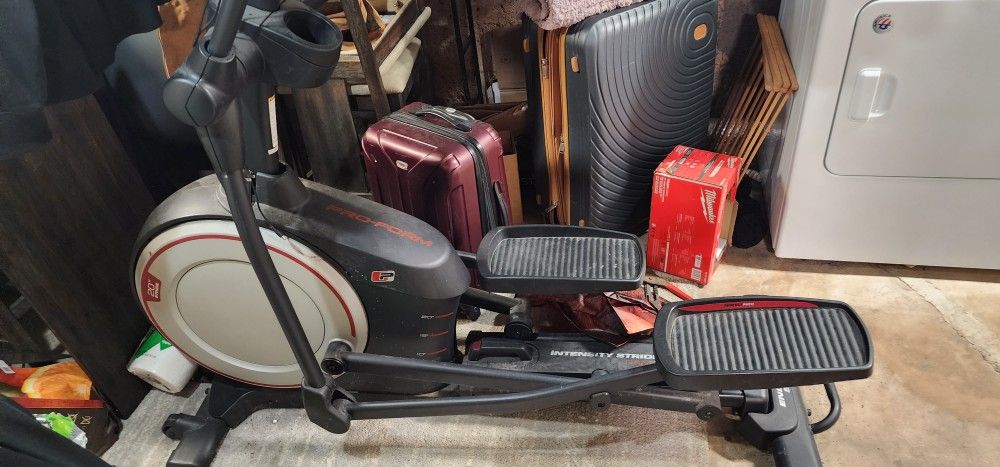 ProForm Elliptical Endurance 520