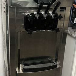Ice cream machine
