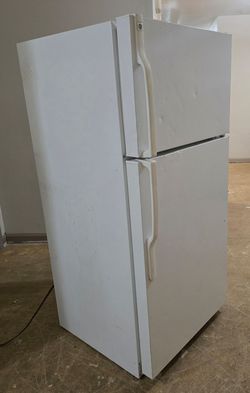 GE Refrigerator