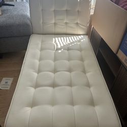 Reclining Chaise Lounge
