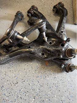 F150 xl 2wd front upper and lower control arms