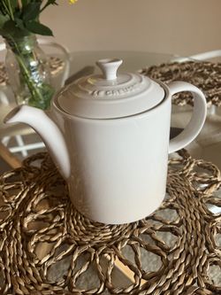 Le Creuset Grand Teapot 