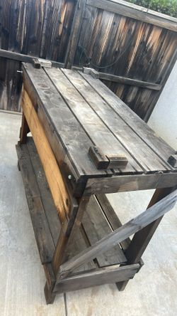 Potting bench