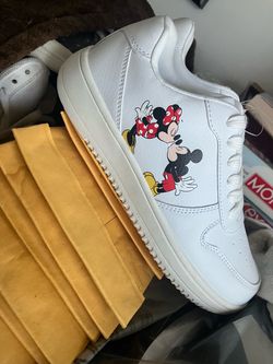 $25, New women’s shoes size 6
