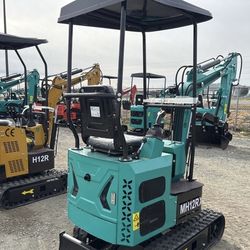 Mini excavator - compact digger 1 ton