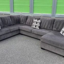 Gray Sectional Couch 