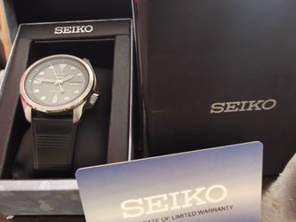 Seiko 5 Sports "DressKX" SRPE61 / SRPE61J1 watch