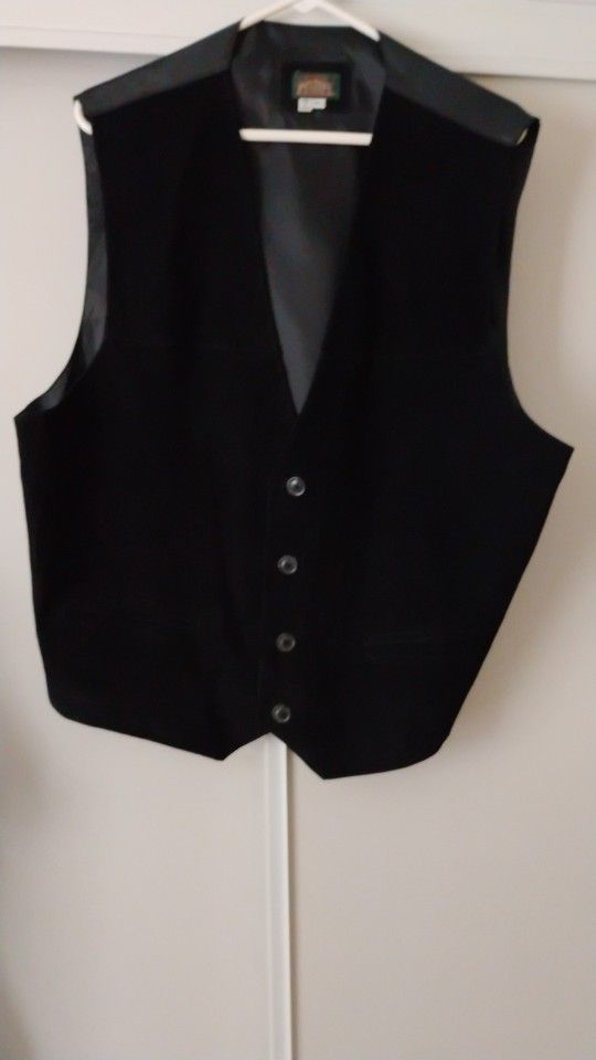 Men's Suede Vest