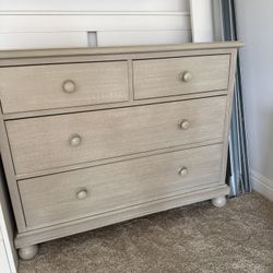 Bed/cabinet Set Same Color