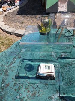 Fenghua Glass Home S-shaped end table
