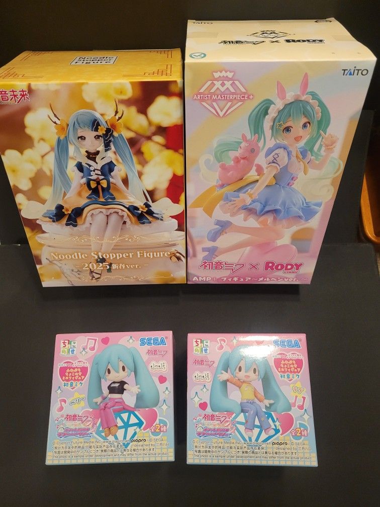 SEGA: HATSUNE MIKU FIGURES (BRND NEW SEALED)