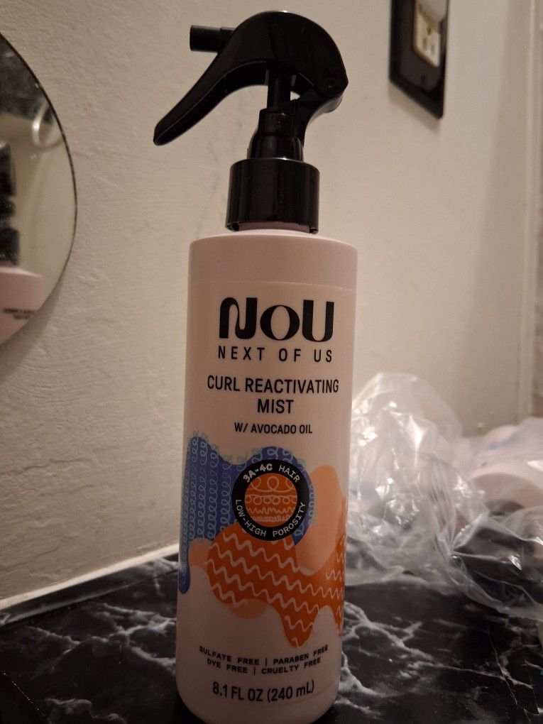 Curl Reactivating Mist