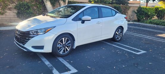 2025 nissan versa sv