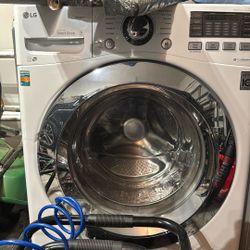LG Washer Dryer Combo