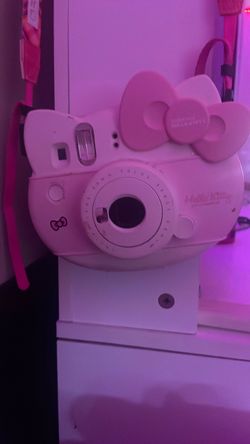 Hello kitty Polaroid camera