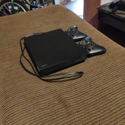 Xbox One X w/2 Controllers
