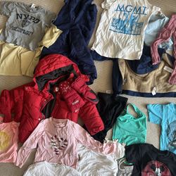 Lot Of Baby Girl Clothes - Size 4T 100 Pieces