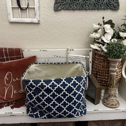 Like New Blue Collapsible Extra Large Canvas Tote Bin 