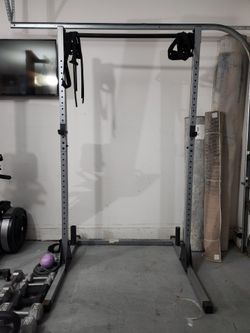 Squat rack