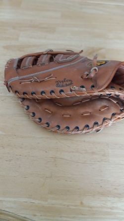 Wilson Pro-Back A2802 Mitt