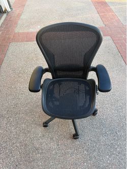Herman miller aeron