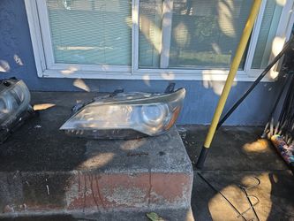 2016 Camry Front Headlight